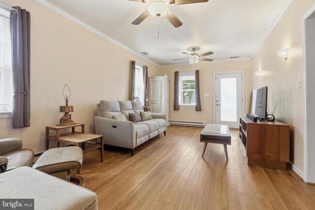 Foto del edificio - 1141 Ingleside Ave