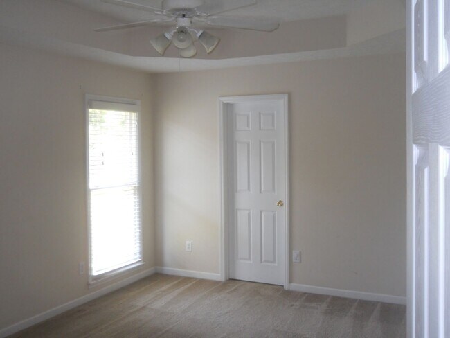 Foto del edificio - 2990 Slippery Rock Ct