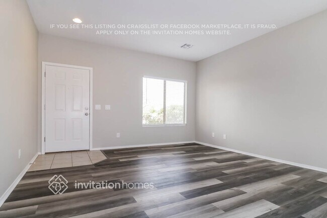 Foto del edificio - 12420 W Woodland Ave