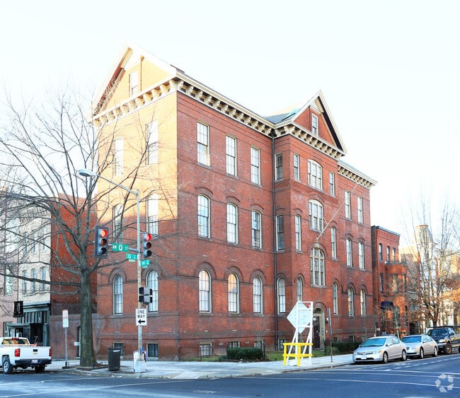 Primary Photo - Berret School Lofts