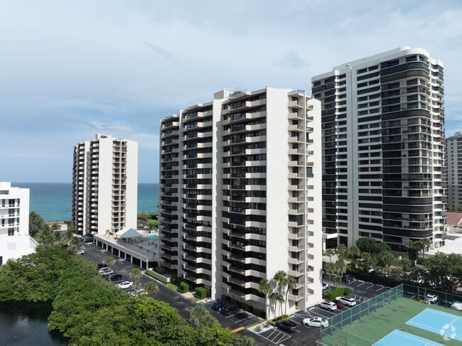 Cote D'Azur I Condominiums