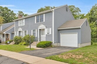 Building Photo - 141 Brighton Cir
