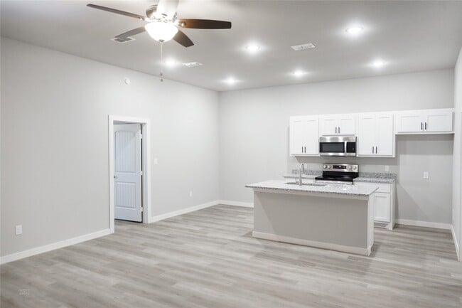 Foto del edificio - 2610 Roman Ln