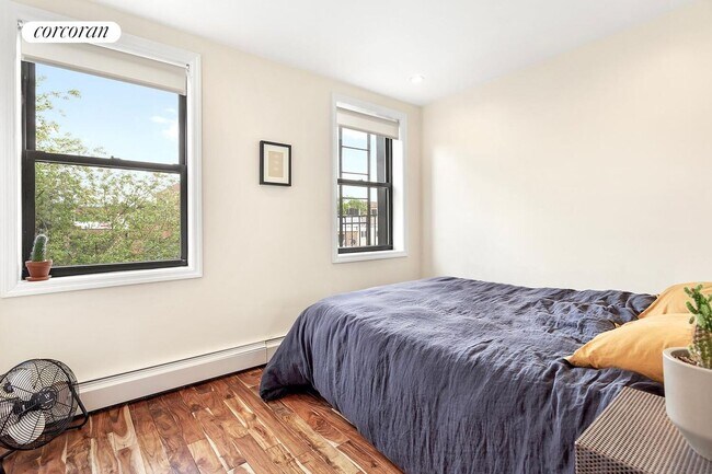 Foto del edificio - 466 Sackett St