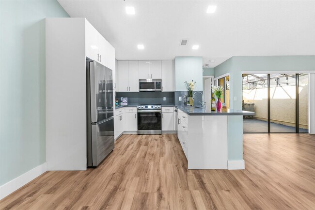 Foto del edificio - 9109 SW 21st St