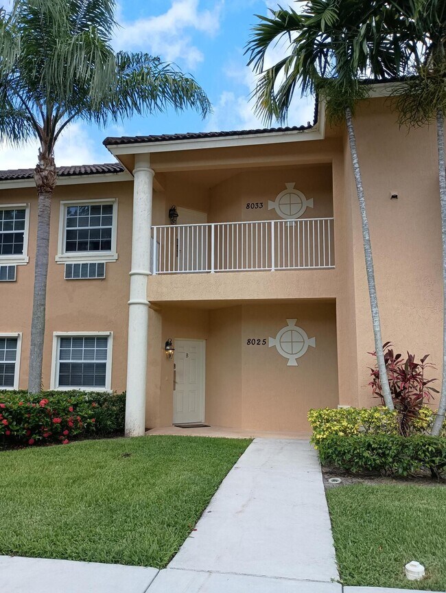 Building Photo - 8033 Carnoustie Pl