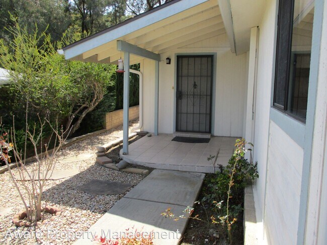 Building Photo - 3 br, 2 bath House - 2289 Bryant Dr
