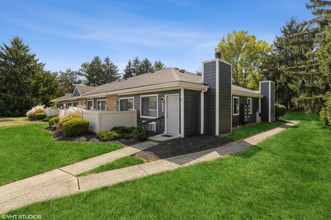 Building Photo - Springburne at Polaris Apartments