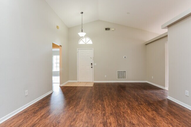Building Photo - 1033 Shale Trail St