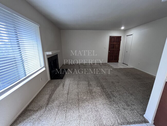 Foto del edificio - COLO370