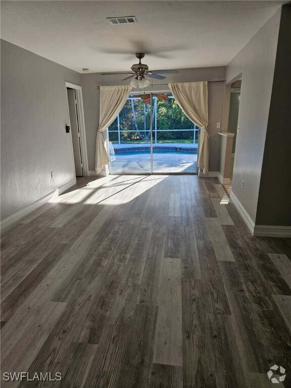 Building Photo - 4532 Beechwood Lake Dr