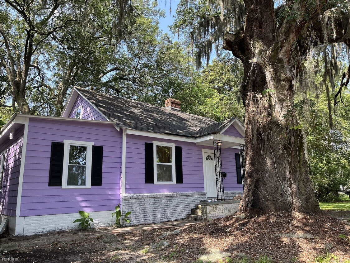 Building Photo - 3 br, 2 bath House - 1105 East 69th Street