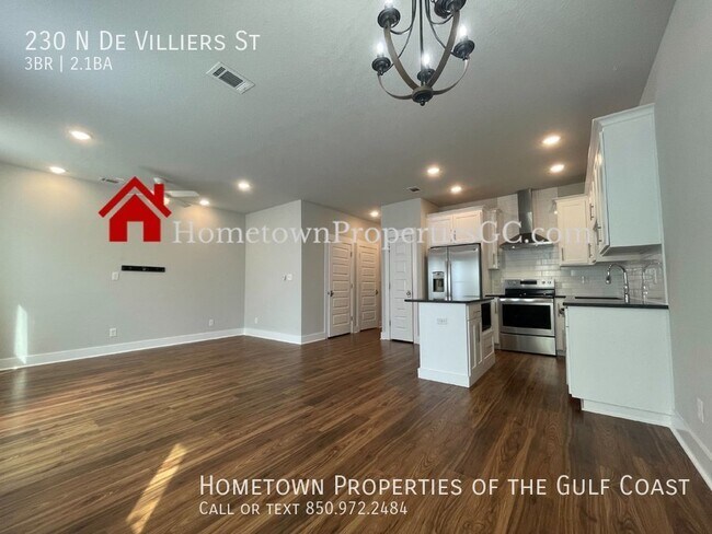 Building Photo - 230 N De Villiers St
