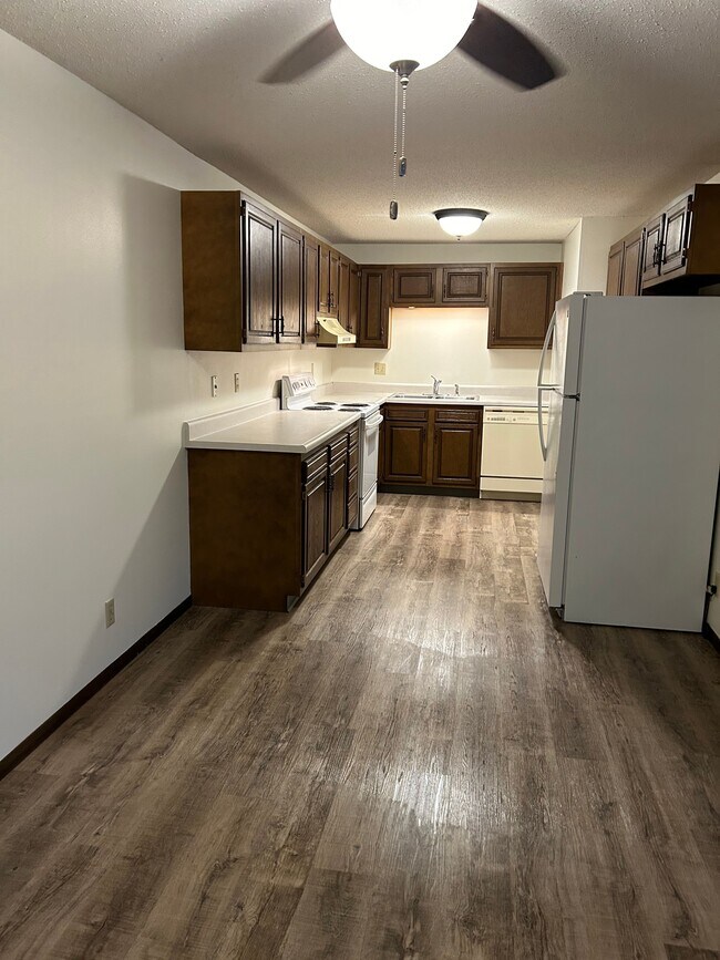 Foto del edificio - Lakeview Apartments