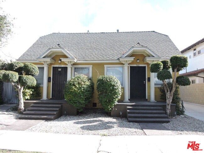 Foto del edificio - 560 N Windsor Blvd