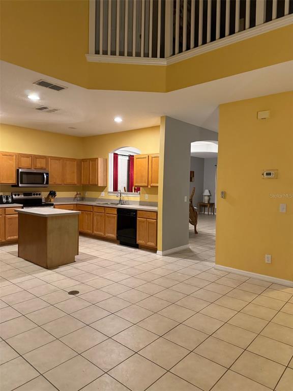 Building Photo - 8544 Palm Harbor Dr