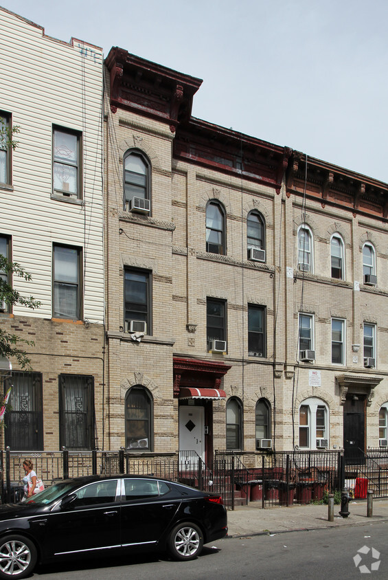 Foto del edificio - 153 Bleecker St