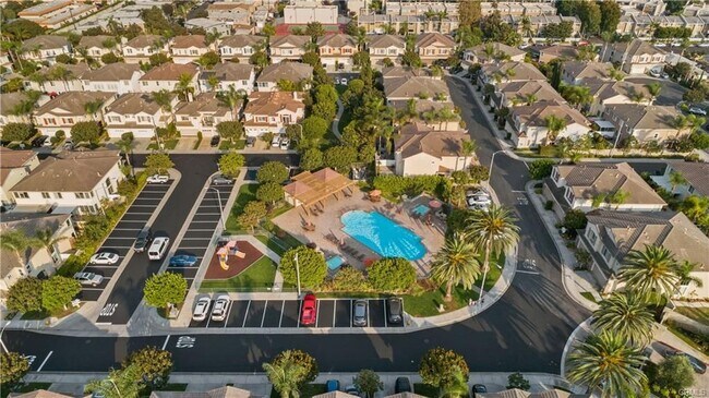 Foto del edificio - 18635 Park Meadow Ln