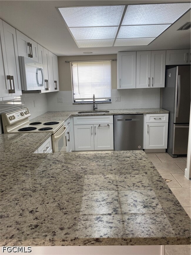 Building Photo - 15370 Transit Ct