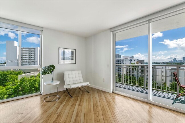 Foto del edificio - 1688 West Ave