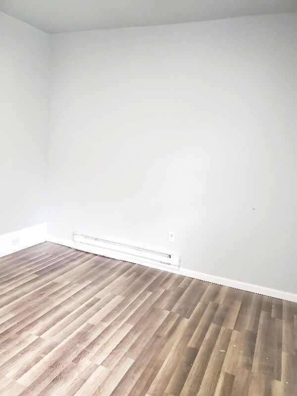 Building Photo - 64 Arch St