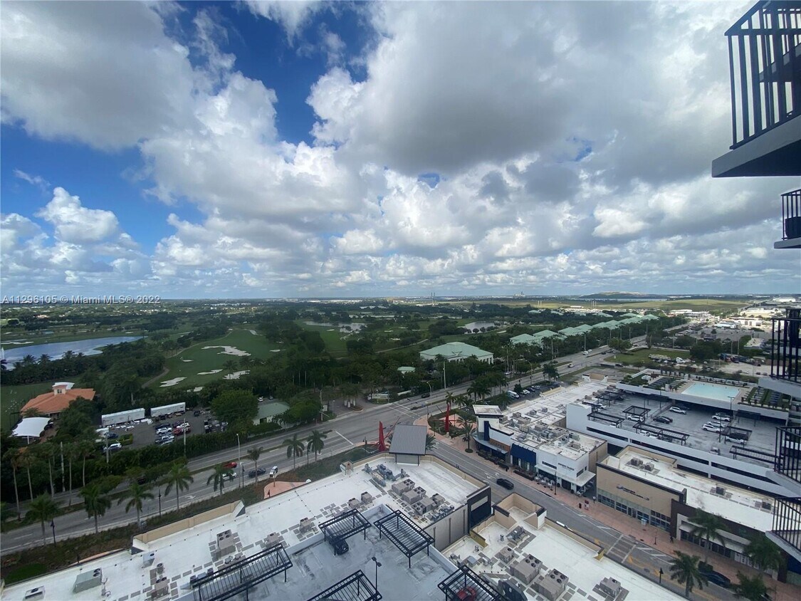 5252 NW 85th Ave Unit 1710, Doral, FL 33166 Condo for Rent in Doral