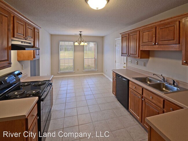 Foto del edificio - 3 br, 2 bath House - 10229 Green Moss