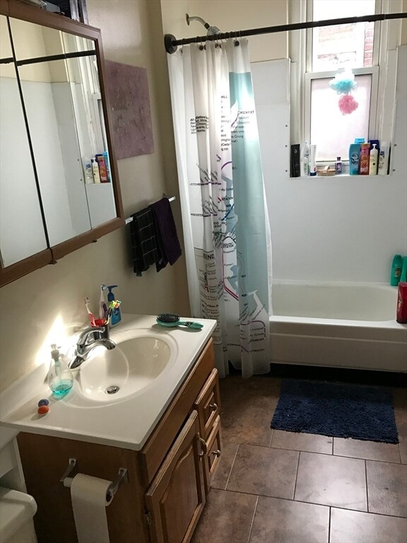 Foto del edificio - 71 S Huntington Ave