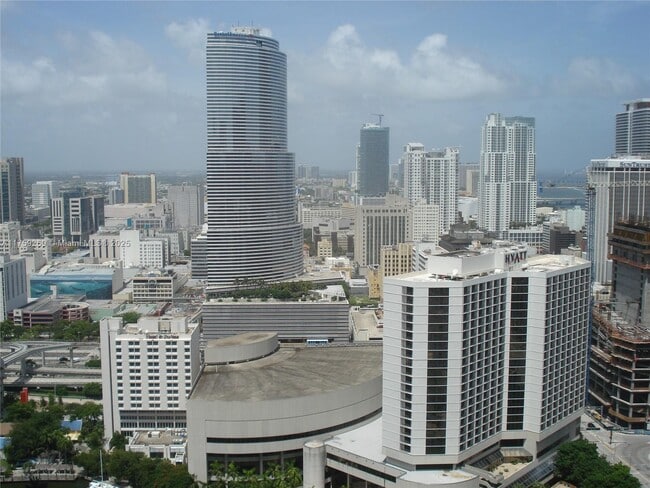 Foto del edificio - 500 Brickell Ave