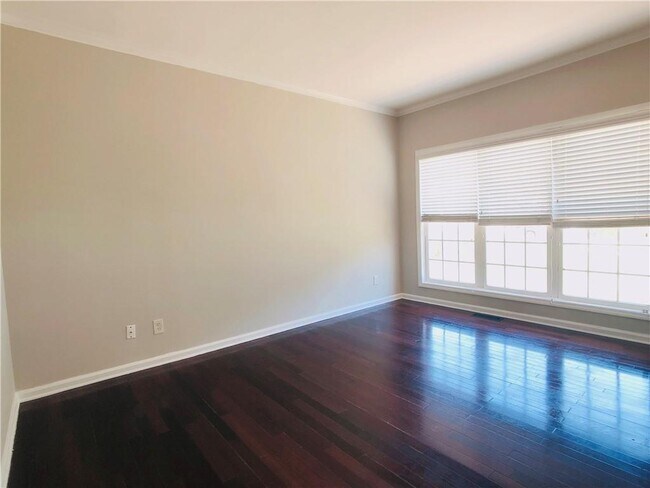 Building Photo - 3983 Rivermeade Dr SW