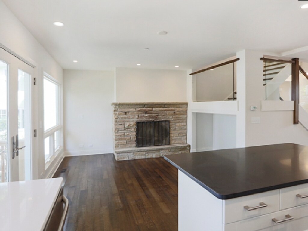 532 S Grove Ave, Barrington, IL 60010 House Rental in Barrington, IL