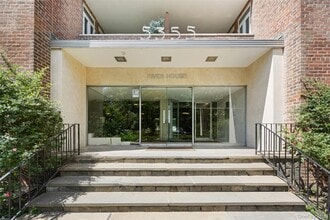 Building Photo - 5355 Henry Hudson Pkwy W