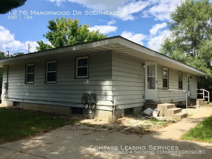 1276 Manorwood Dr SE, Kentwood, MI 49508 House for Rent in Kentwood