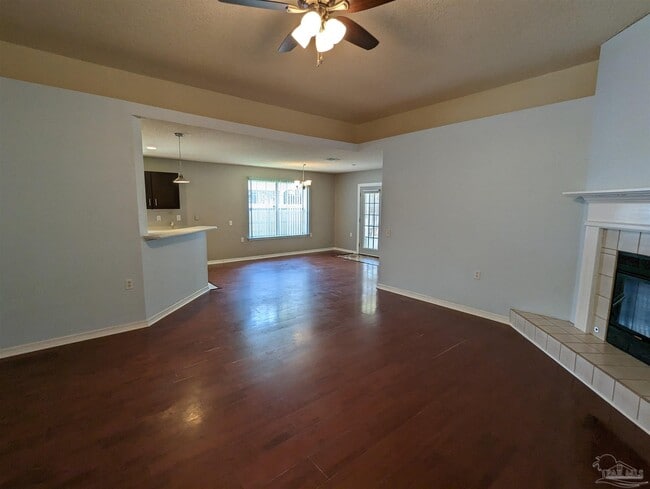 Foto del edificio - 1490 Newcastle Way