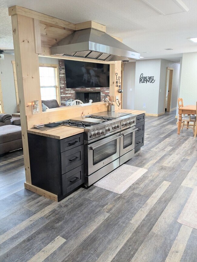 Foto del edificio - Short term ok. Country living, furnished r...