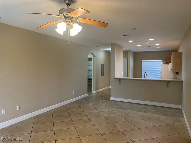 Foto del edificio - 264 SW 3rd Terrace