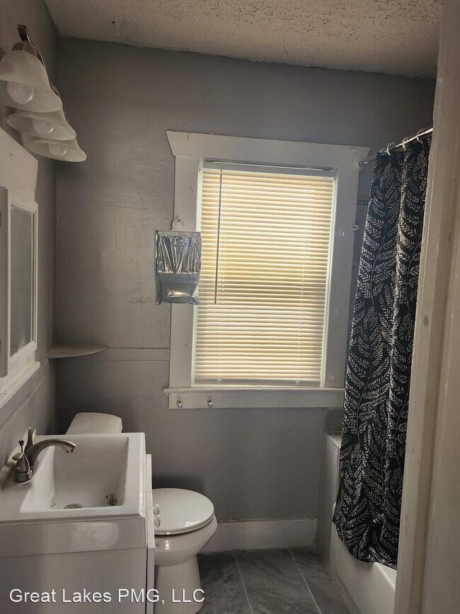 Foto del edificio - 2 br, 1 bath House - 15779 Holmur