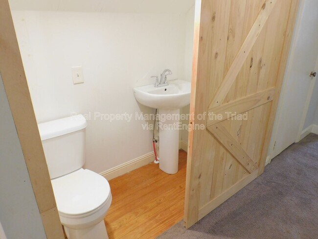 Foto del edificio - 3713 N Cherry St