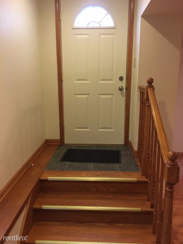 Foto del edificio - 1 br, 1 bath Apartment - 1869 N Astor St