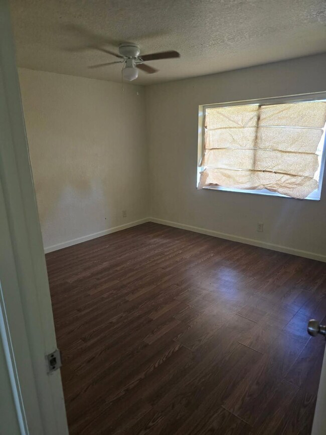 Foto del edificio - 2710 NW 9th St