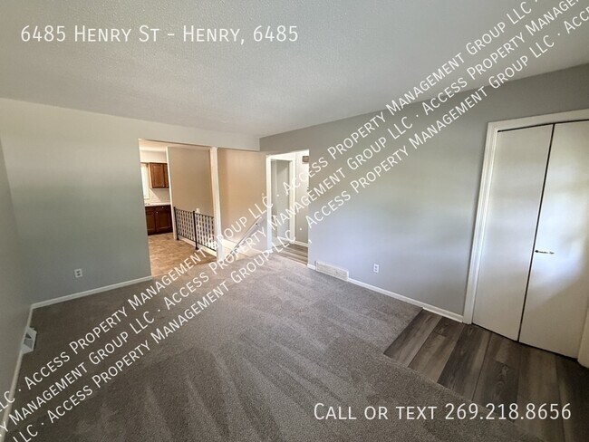 Foto del edificio - 6485 Henry St