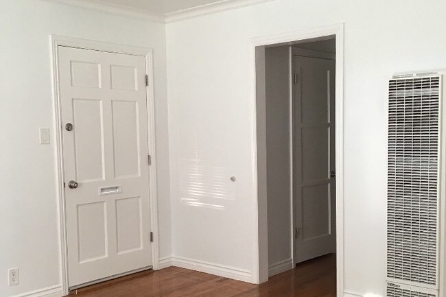 Main Room - 8432 Lilienthal Ave