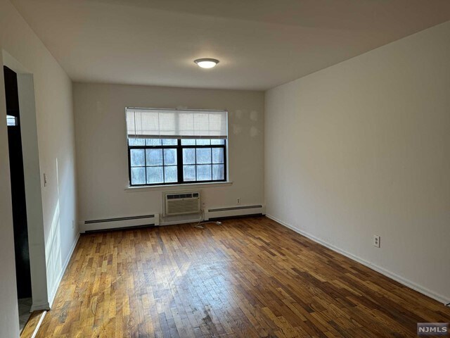 Foto del edificio - 244 Collignon Way