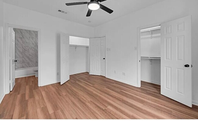 Foto del edificio - 1612 James Ave