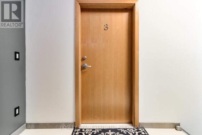 Building Photo - 46 Stewart St