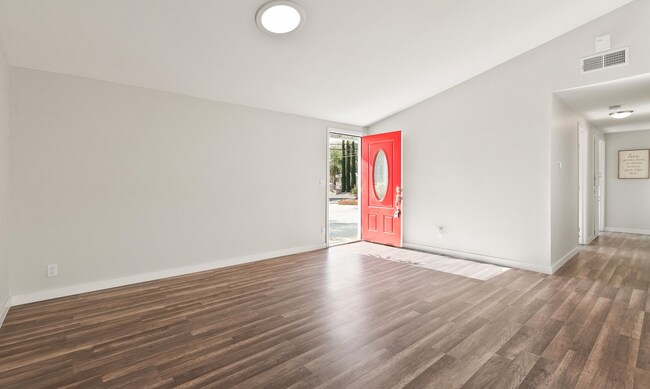 Foto del edificio - 17138 Sunderland Dr