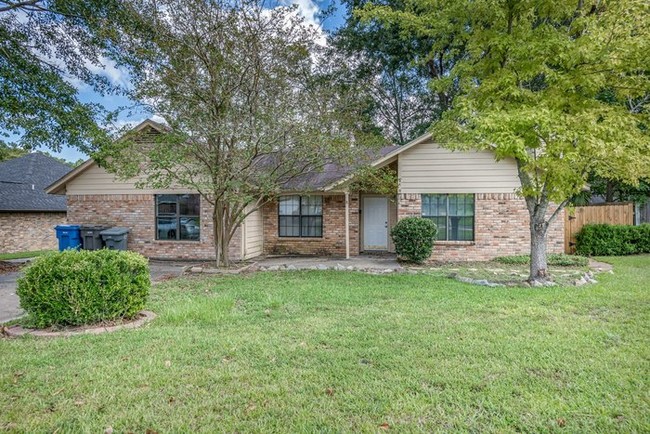 Beautifully renovated home - House for Rent in Lufkin, TX | Apartments.com