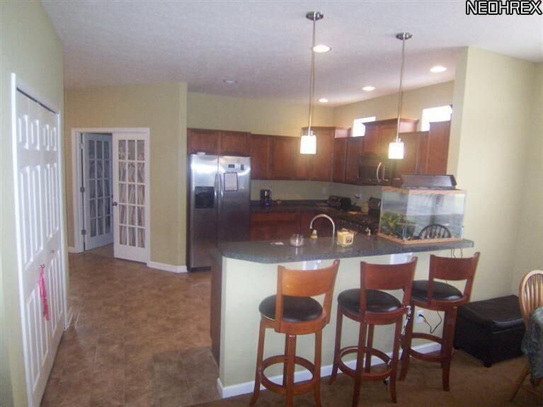 Foto del edificio - 880 Lakeview Court