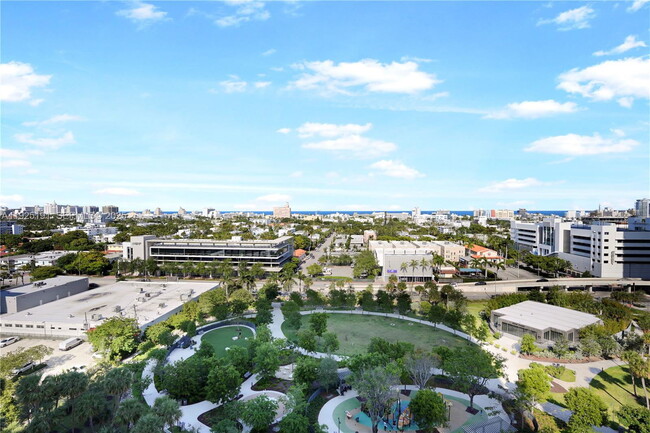 Foto del edificio - 650 West Ave