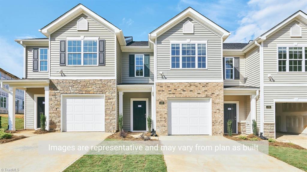 Foto principal - 5649 Carrington Ct